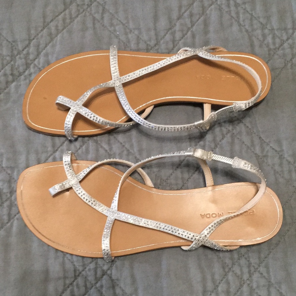 Pelle Moda Embellished Sandals size 7.5